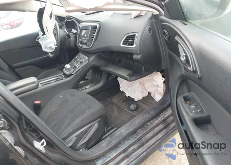 2016 Chrysler 200 Lx из США, поврежденный, VIN 1C3CCCFB0GN130859